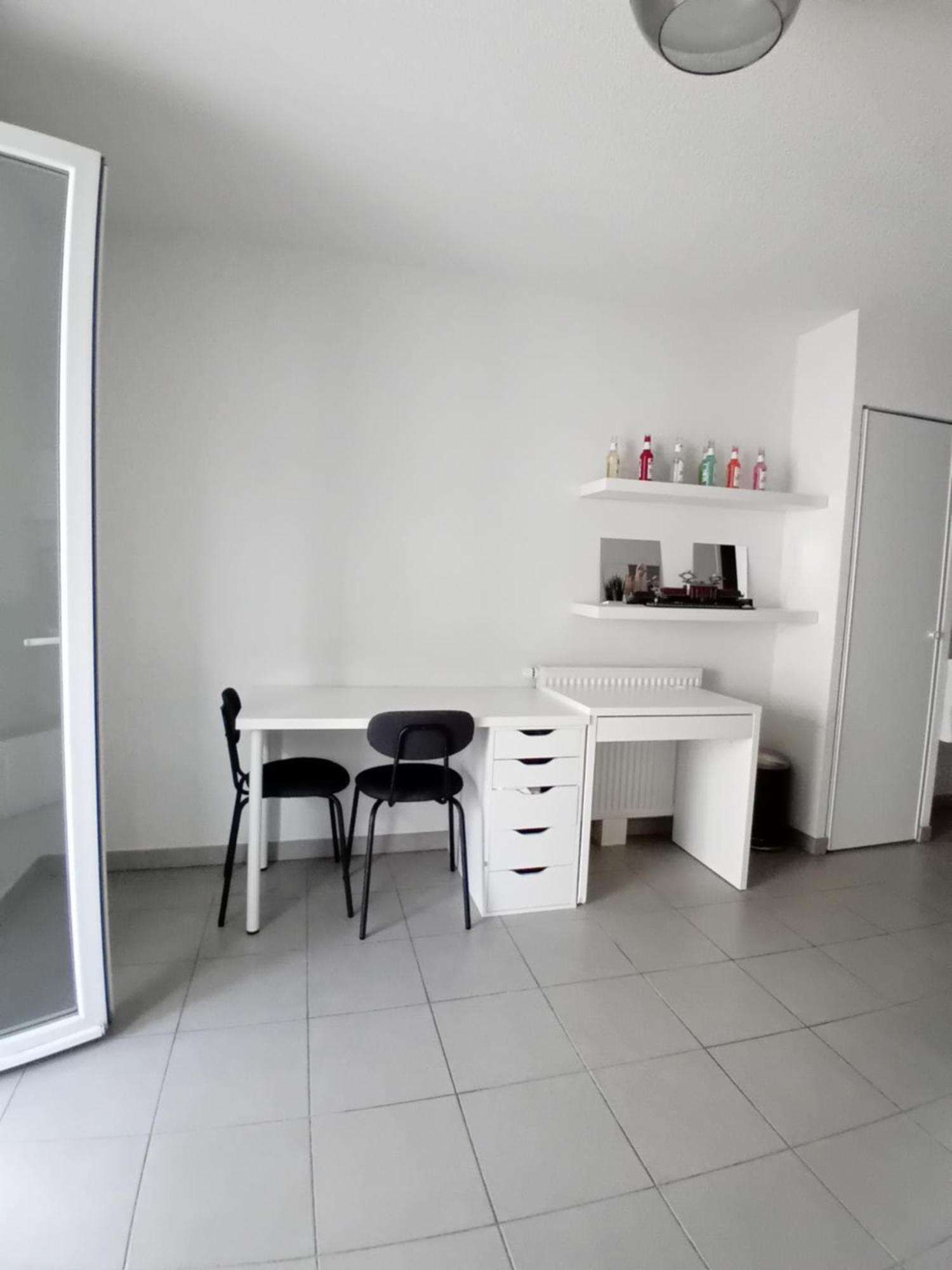 Studio Cosy Avec Terrasse Montpellier Esterno foto